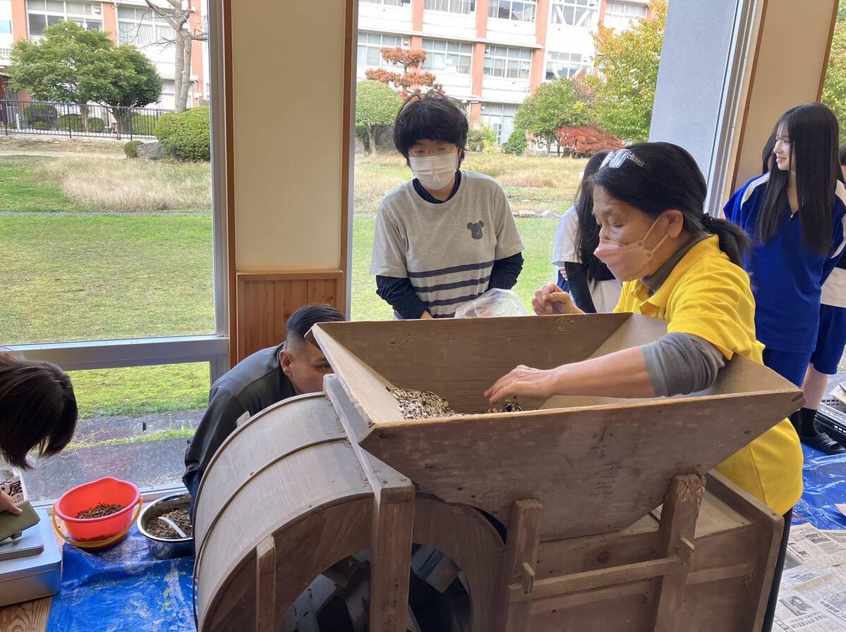 590342757_1324275806162077_3143102715753811504_n